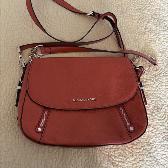 MICHAEL Michael Kors Handbags - Purse like new. Crossbody or shoulder bag
